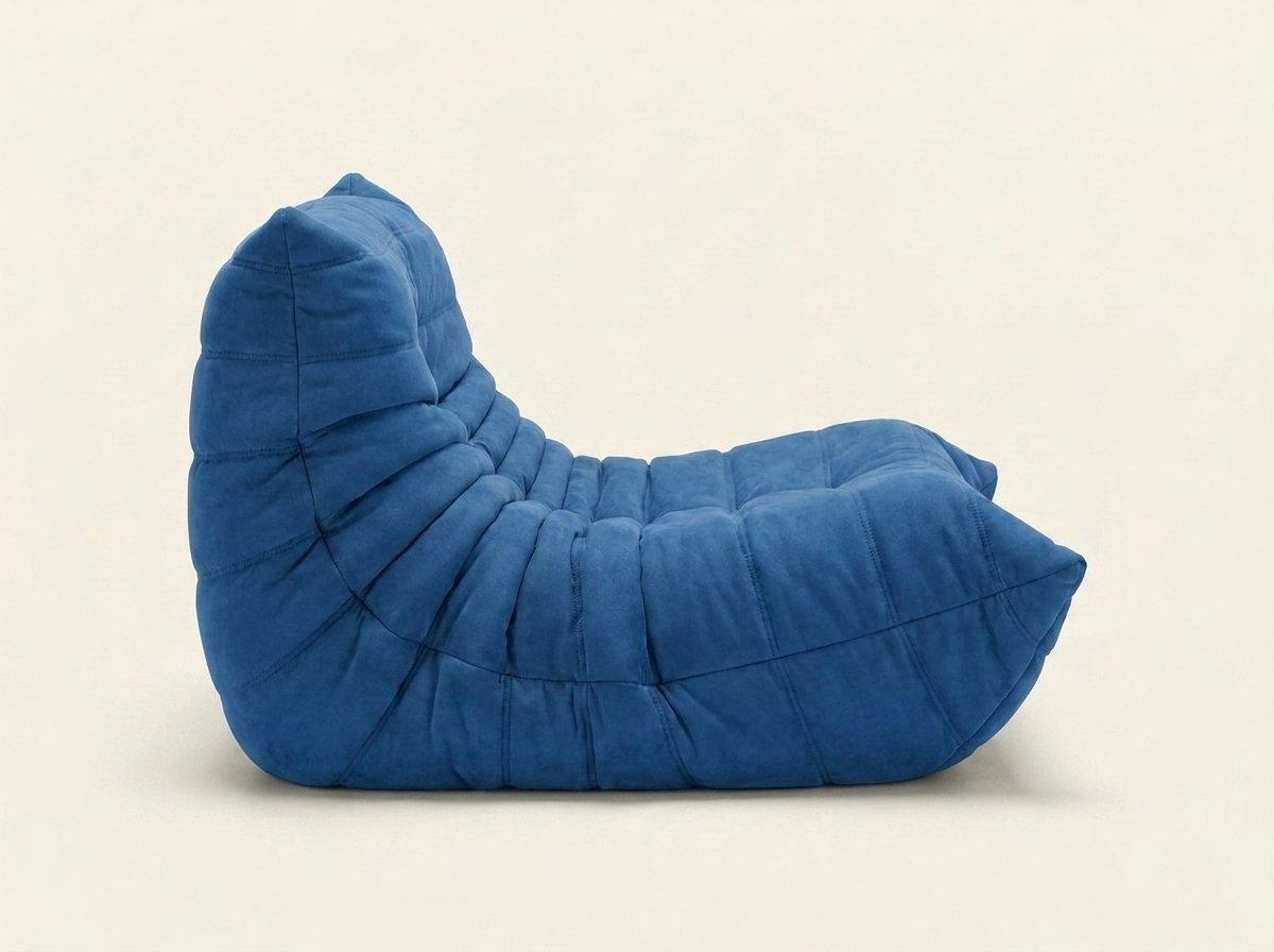 Mira bleu, vue de profil